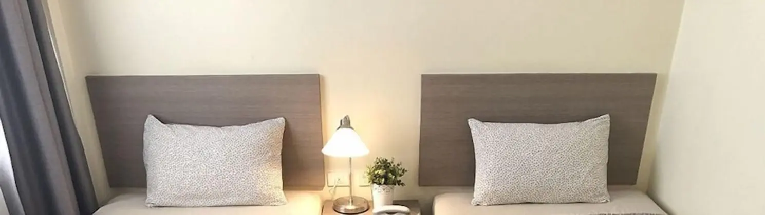 Superior Tek Büyük veya İki Ayrı Yataklı Oda