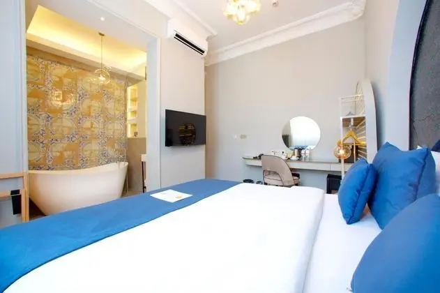Luxury Room, Sokak Manzaralı, Küvetli