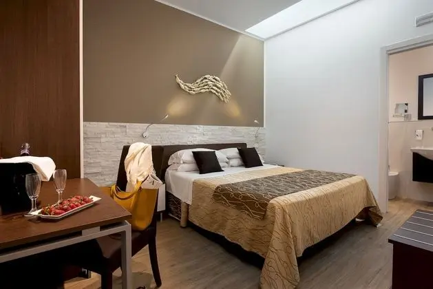 Tek Büyük Yataklı Oda