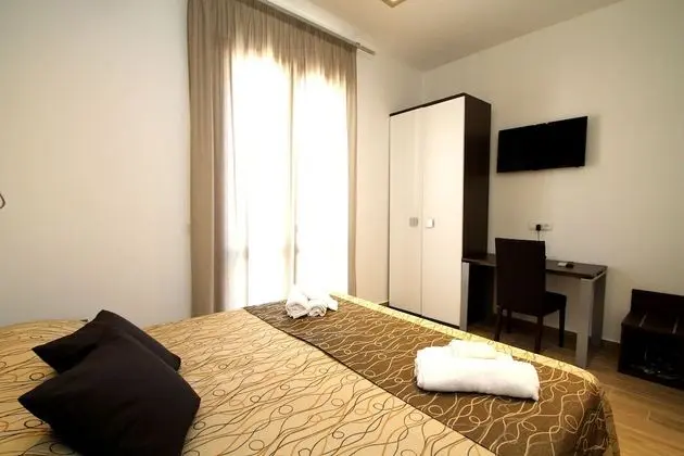 Tek Büyük Yataklı Oda, Balkon