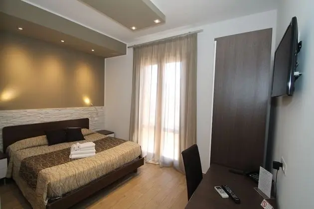 Tek Büyük Yataklı Oda, Balkon