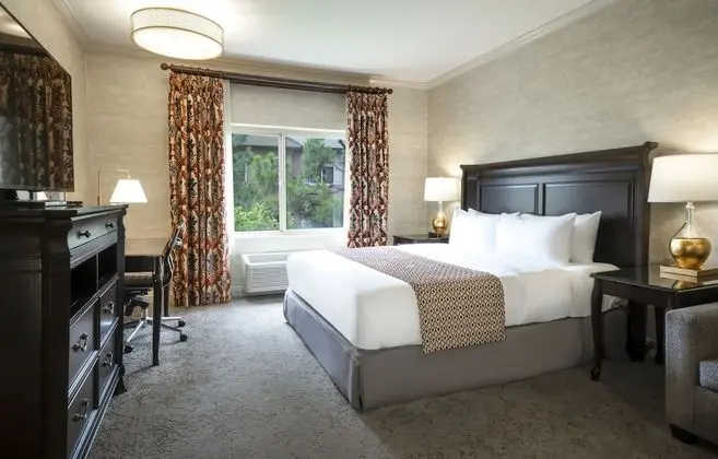 King Junior Suite