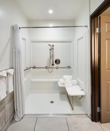 Room, 1 Queen Bed, Accessible