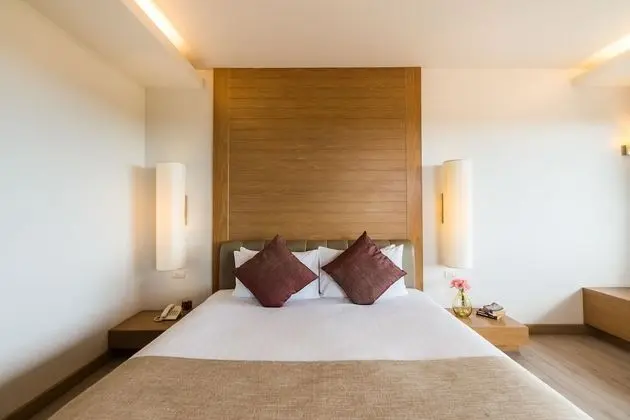 Deluxe Room King - Free Transfer to Hua Hin Beach