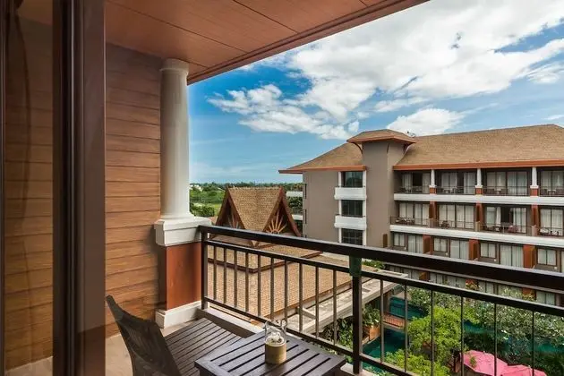 Pool View Deluxe King  - Free Transfer to Hua Hin Beach