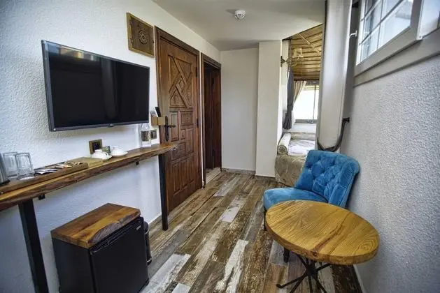 Çatı Katı Loft