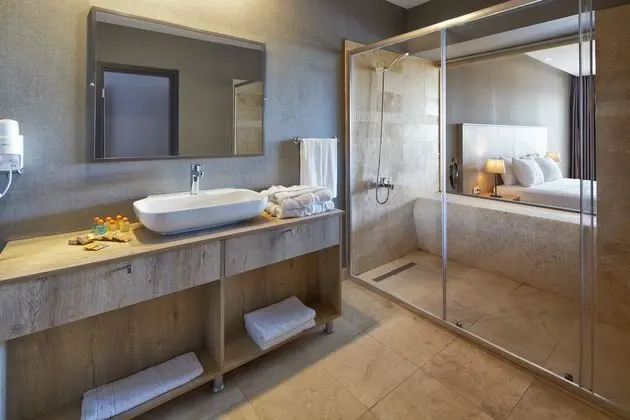 https://imagessl.etstur.com/files/images/hotelImages/TR/51284/l/Aytas-Otel-Oda-212654.jpg