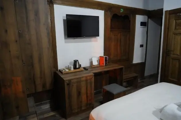 Konak Oda, Avlu Manzaralı
