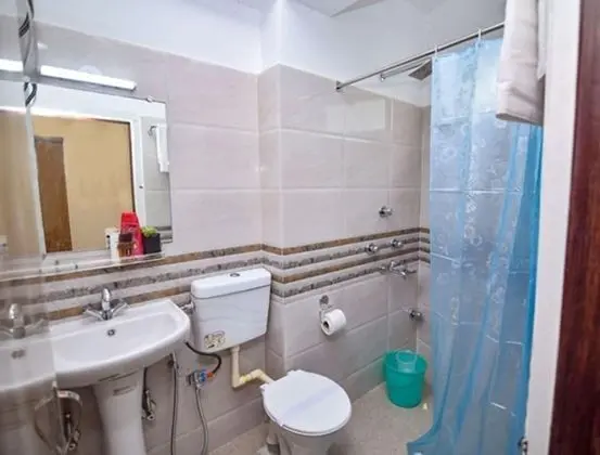 Premium Tek Büyük Yataklı Oda