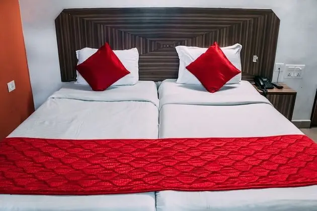 Deluxe Tek Büyük Yataklı Oda, 1 Çift Kişilik Yatak, Sigara İçilmez