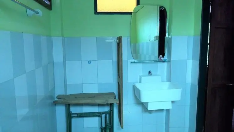 Üç Kişilik Oda