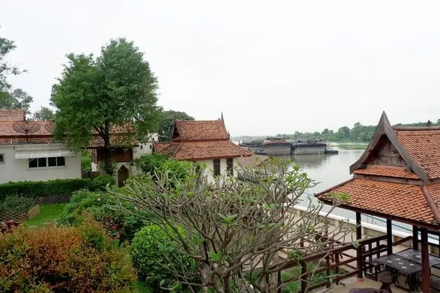 Deluxe Oda (River Front)