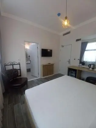 Standart Oda, Kara Manzaralı, Balkonsuz