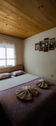 Standart Oda, Kara Manzaralı
