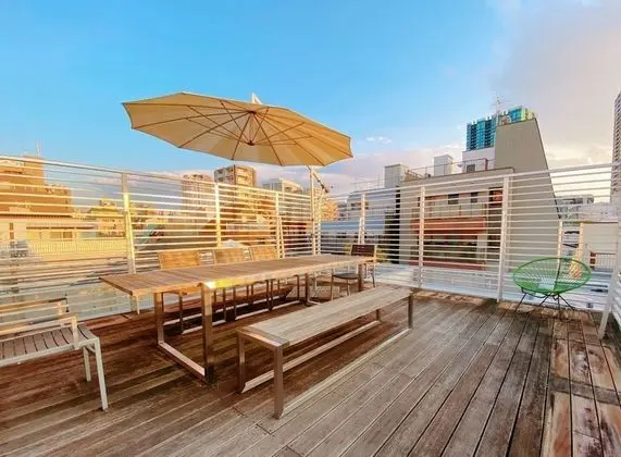 Ev, Sigara İçilmez (Azabu Modern)