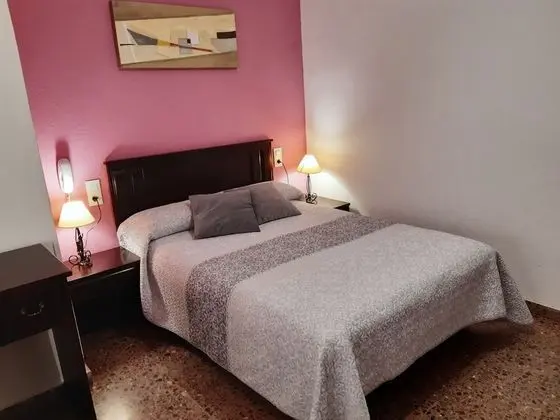 Tek Büyük veya İki Ayrı Yataklı Oda