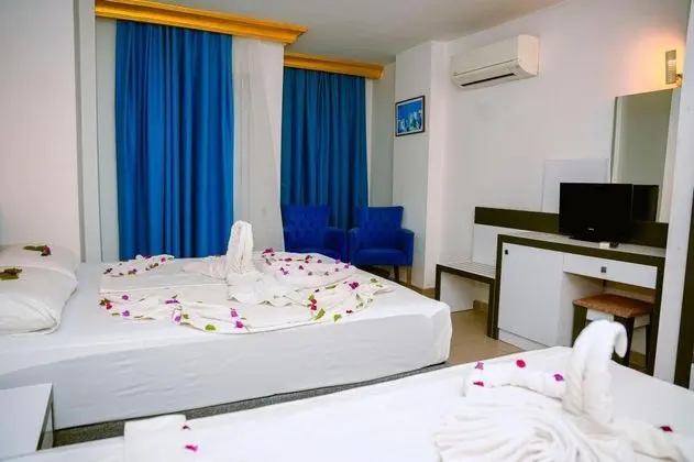 Standart Oda, Deniz veya Havuz Manzaralı, Aileye Özel