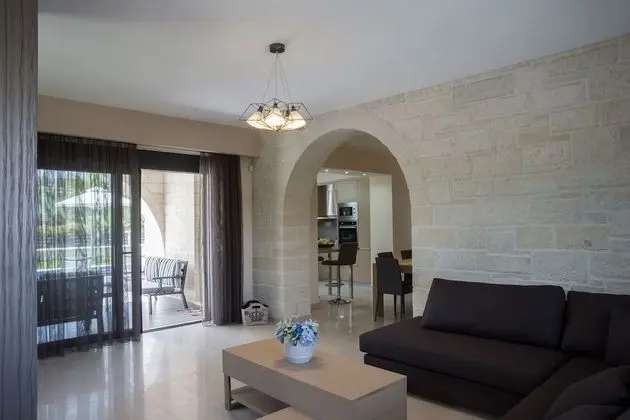 Villa, 4 Yatak Odası, Kişiye Özel Havuzlu