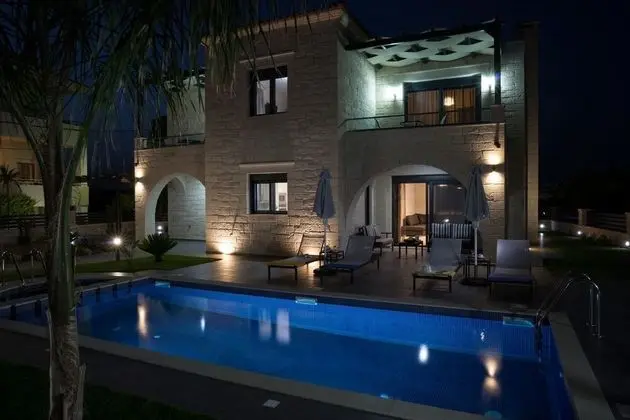 Villa, 4 Yatak Odası, Kişiye Özel Havuzlu