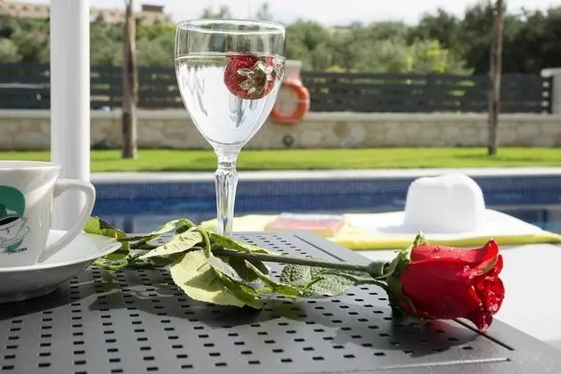 Villa, 4 Yatak Odası, Kişiye Özel Havuzlu