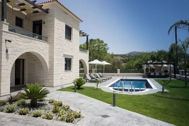 Villa, 4 Yatak Odası, Kişiye Özel Havuzlu