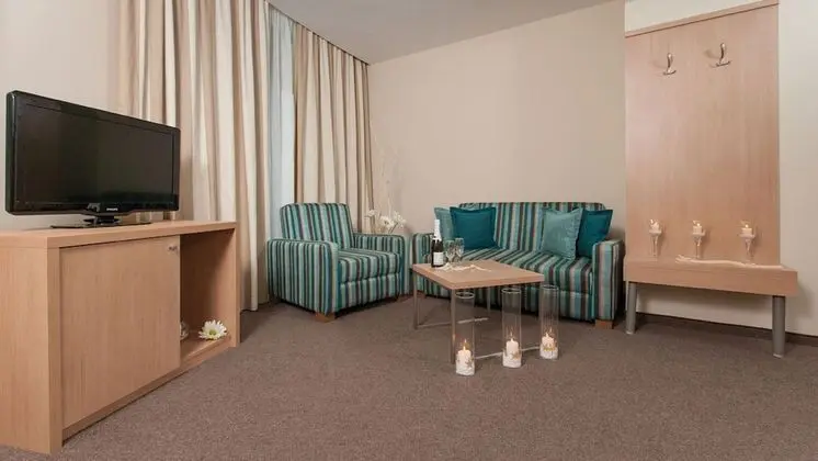 Deluxe Tek Büyük Yataklı Oda, Deniz Manzaralı