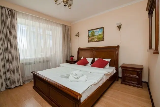 Standard Tek Büyük Yataklı Oda