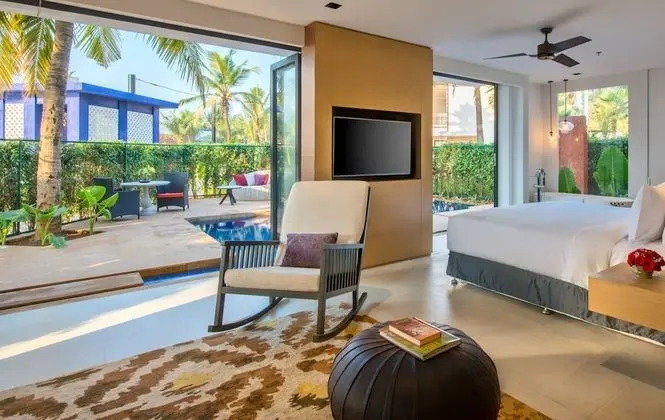 Azaya Pool Suite