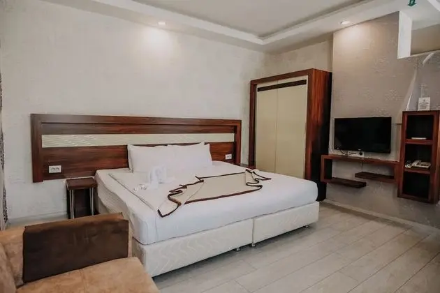 Deluxe Dört Kişilik Oda