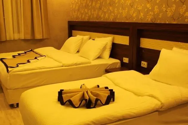 Deluxe Dört Kişilik Oda