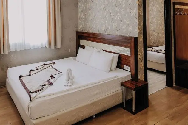 Deluxe Dört Kişilik Oda