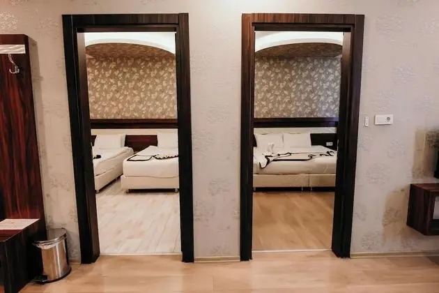 Deluxe Dört Kişilik Oda