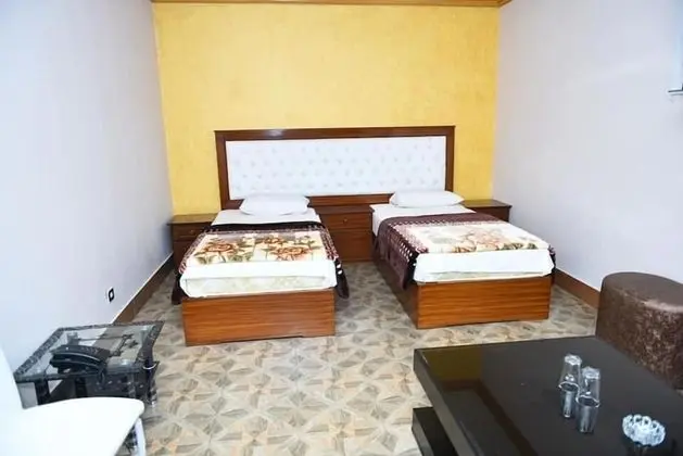 Deluxe Tek Büyük veya İki Ayrı Yataklı Oda