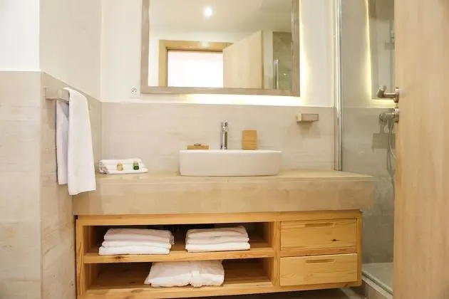 Premium Süit, Birden Çok Yatak, Sigara İçilmez, Havuz Manzaralı