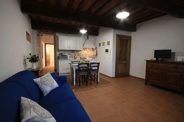 Family Apart Daire, 2 Yatak Odası, Üzüm Asması Manzaralı (Mandorlo)