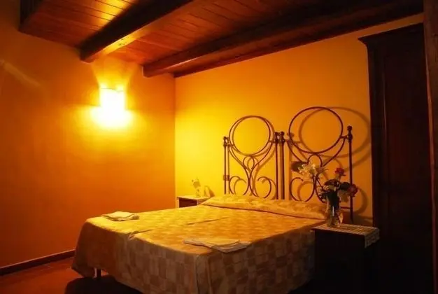 Basic Tek Büyük veya İki Ayrı Yataklı Oda, Bahçe Manzaralı