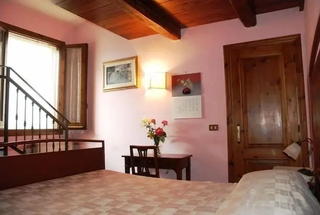 Basic Tek Büyük veya İki Ayrı Yataklı Oda, Bahçe Manzaralı