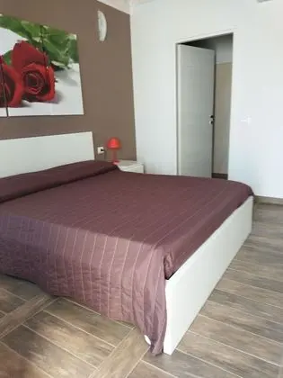 Oda, 1 Yatak Odası, Havuz Kenarı