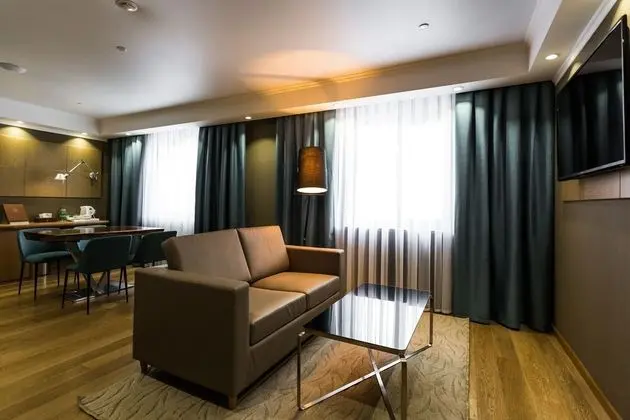 Club Süit