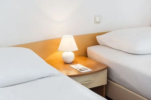 Standard Üç Kişilik Oda