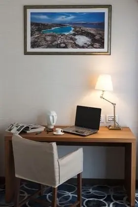 Business Tek Büyük veya İki Ayrı Yataklı Oda, Şehir Manzaralı