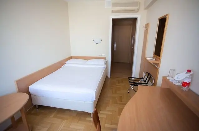 Standard Tek Kişilik Oda, 1 Tek Kişilik Yatak