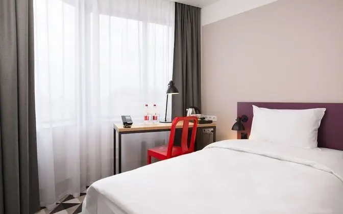 Standard Tek Büyük veya İki Ayrı Yataklı Oda (SMART)