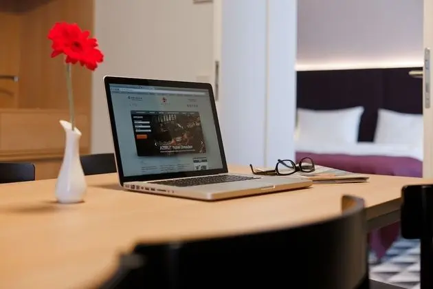 Standard Tek Büyük Yataklı Oda (SMART)