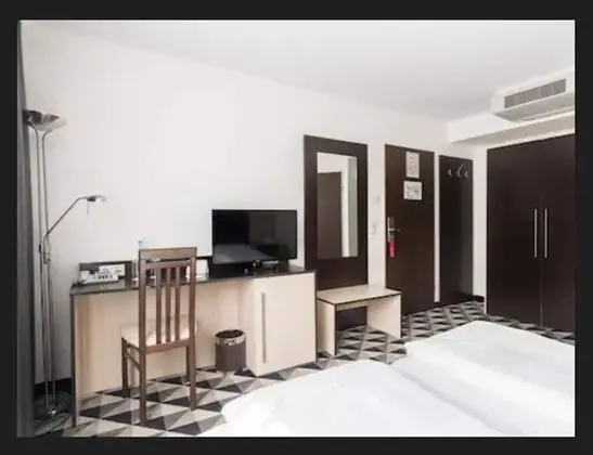 Standard Tek Büyük veya İki Ayrı Yataklı Oda