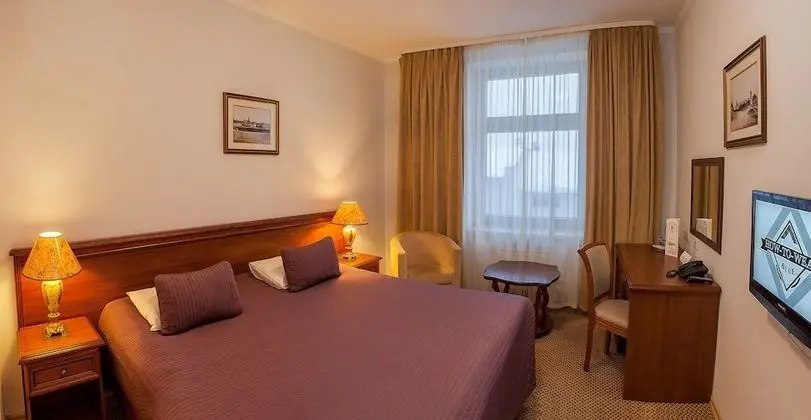 Superior Tek Büyük Yataklı Oda