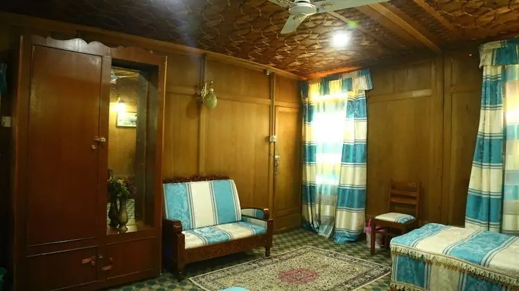 Superior Tek Büyük Yataklı Oda, 1 Yatak Odası, Göl Manzaralı