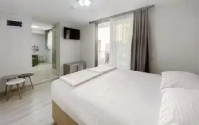 Apart 1