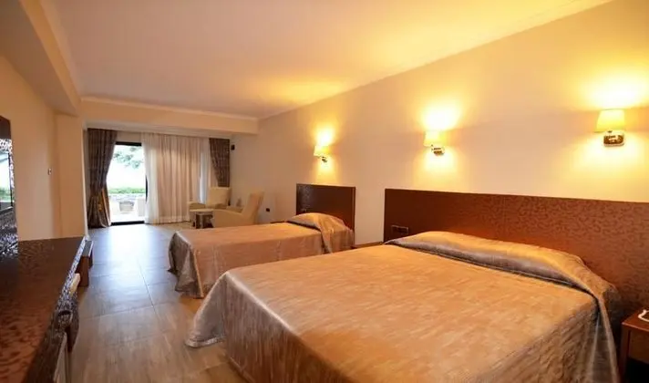Deluxe Bahçe Oda