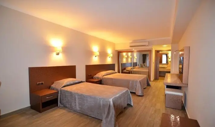 Deluxe Bahçe Oda